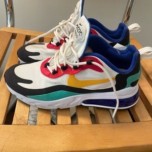Nike AIR MAX 270 REACT BAUHAUS